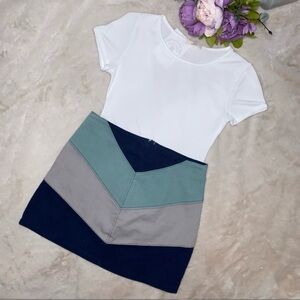 Boutique Blue and Grey Chevron Mini Skirt
